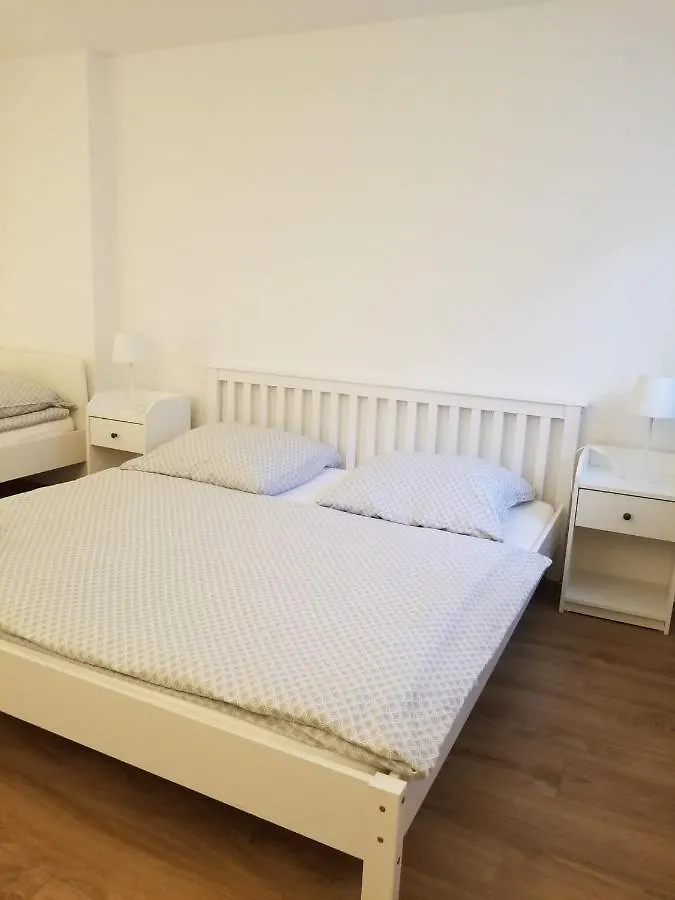 Apartment Sesamstrasse Bremen 0*,